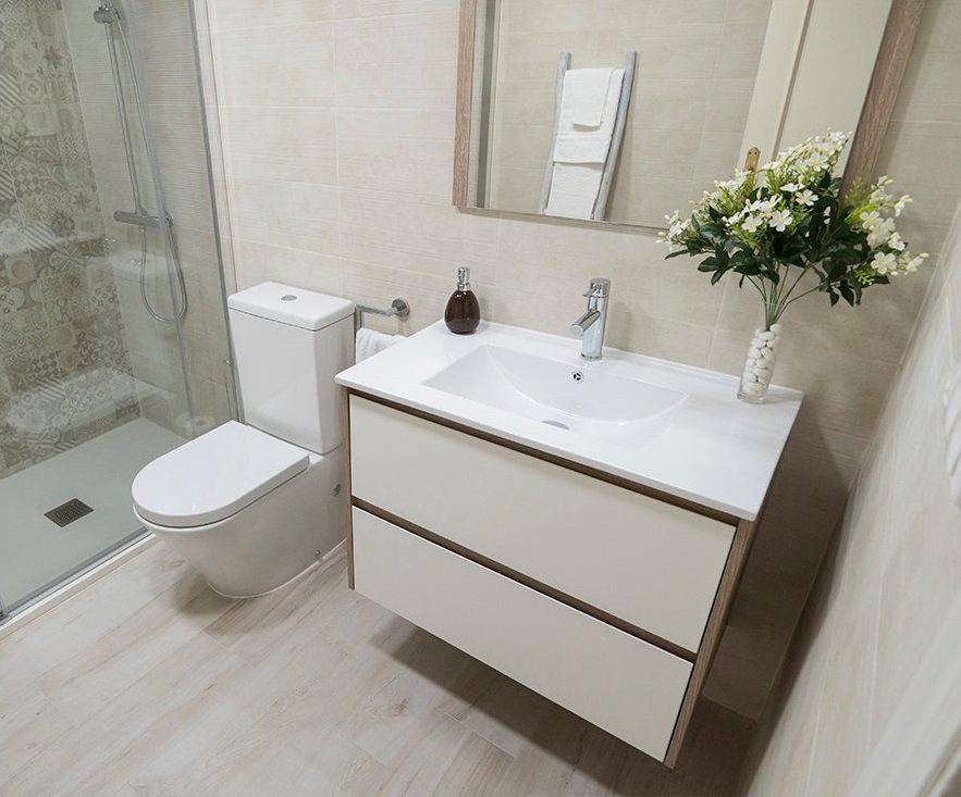 Renoveduch - Típicos errores al decorar un baño